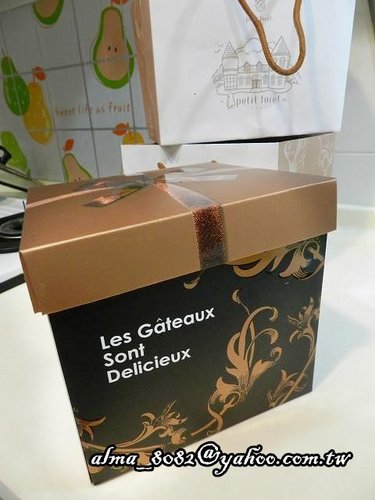 富林園洋菓子,黃金柚香戚風蛋糕 富林園洋菓子,黃金柚香戚風蛋糕