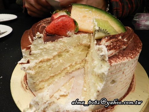 瓦城泰式料理,神戶菓子kobe cake atelier 瓦城泰式料理,神戶菓子kobe cake atelier
