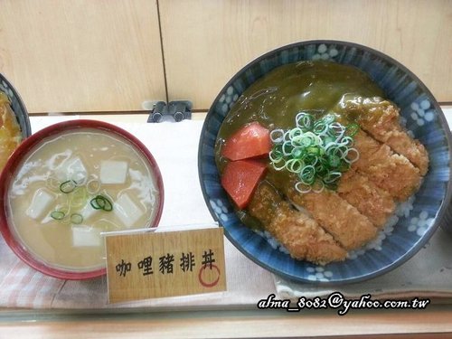 鮮五丼,‧北海道干貝丼