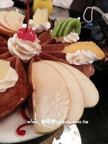 cafe,lounge bar,上咖啡,義大利麵,馬茲瑞拉起士,鬆餅 cafe,lounge bar,上咖啡,義大利麵,馬茲瑞拉起士,鬆餅