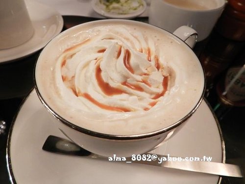 cafe,lounge bar,上咖啡,義大利麵,馬茲瑞拉起士,鬆餅 cafe,lounge bar,上咖啡,義大利麵,馬茲瑞拉起士,鬆餅