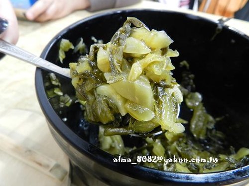 冠軍,南投烏龍茶,清燉牛肉麵,牛肉麵,皇家傳承,皇家傳承牛肉麵店,餛飩麵 冠軍,南投烏龍茶,清燉牛肉麵,牛肉麵,皇家傳承,皇家傳承牛肉麵店,餛飩麵