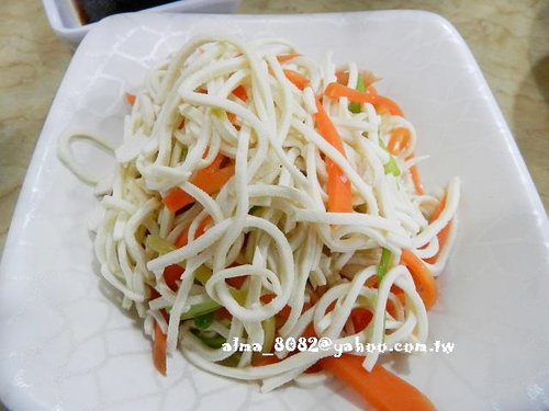 冠軍,南投烏龍茶,清燉牛肉麵,牛肉麵,皇家傳承,皇家傳承牛肉麵店,餛飩麵 冠軍,南投烏龍茶,清燉牛肉麵,牛肉麵,皇家傳承,皇家傳承牛肉麵店,餛飩麵