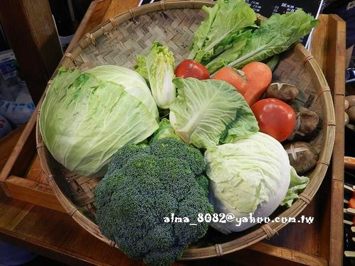 御花園夜市,田樂燒,米血糕,花鈦屋關東煮,豬血幫,關東煮,雞蛋仔 御花園夜市,田樂燒,米血糕,花鈦屋關東煮,豬血幫,關東煮,雞蛋仔