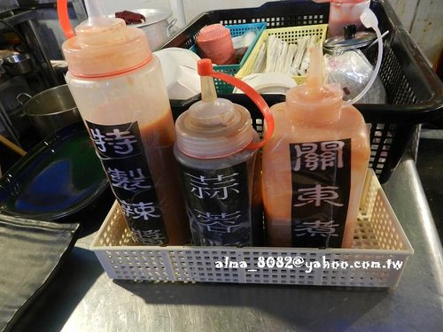 御花園夜市,田樂燒,米血糕,花鈦屋關東煮,豬血幫,關東煮,雞蛋仔