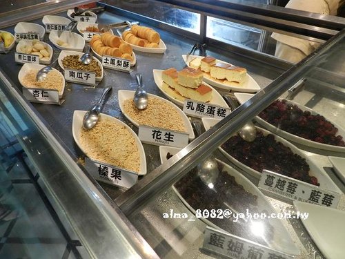 aqua,台中日出宮原眼科,台中餐廳,天堂古堡餐廳,天空之城,水相餐廳,鳥人餐廳