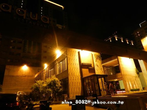 aqua,台中日出宮原眼科,台中餐廳,天堂古堡餐廳,天空之城,水相餐廳,鳥人餐廳