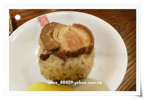 三沾麻吉,半筋半肉,台茂購物中心,奇異果綠茶,春水堂,筒仔米糕,鐵觀音 三沾麻吉,半筋半肉,台茂購物中心,奇異果綠茶,春水堂,筒仔米糕,鐵觀音