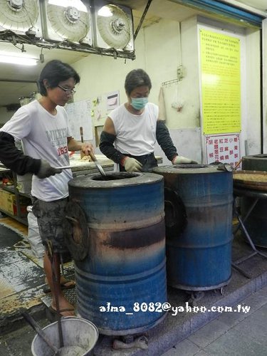 南港老張炭烤胡椒餅,士林伯豆花,士林夜市,士林科教,泰味廚房,泰式料理,老張,老牌士林十全排骨,胡椒餅,藥燉排骨 南港老張炭烤胡椒餅,士林伯豆花,士林夜市,士林科教,泰味廚房,泰式料理,老張,老牌士林十全排骨,胡椒餅,藥燉排骨