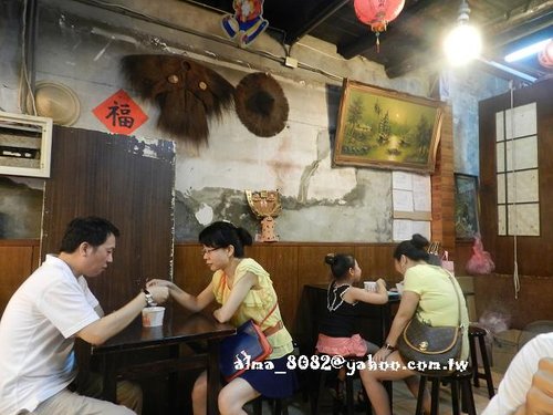 南港老張炭烤胡椒餅,士林伯豆花,士林夜市,士林科教,泰味廚房,泰式料理,老張,老牌士林十全排骨,胡椒餅,藥燉排骨 南港老張炭烤胡椒餅,士林伯豆花,士林夜市,士林科教,泰味廚房,泰式料理,老張,老牌士林十全排骨,胡椒餅,藥燉排骨
