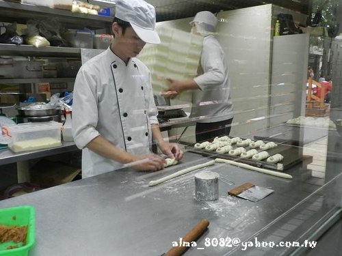 diy,冰淇淋,港飲,義美,義美見學館,脆皮吐司,麵包 diy,冰淇淋,港飲,義美,義美見學館,脆皮吐司,麵包