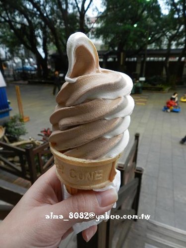 diy,冰淇淋,港飲,義美,義美見學館,脆皮吐司,麵包 diy,冰淇淋,港飲,義美,義美見學館,脆皮吐司,麵包