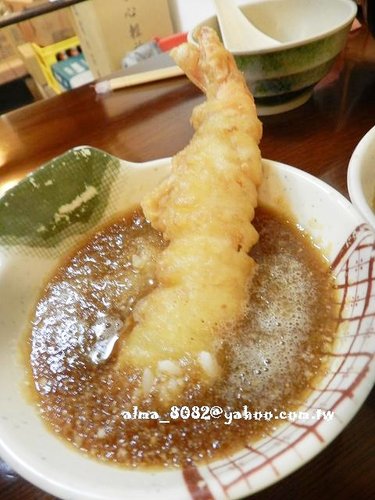 三味食堂,便宜,天婦羅,好吃,日本料理,超大握壽司,雞肉唐揚,餐廳,鮭魚,鮭魚握壽司 三味食堂,便宜,天婦羅,好吃,日本料理,超大握壽司,雞肉唐揚,餐廳,鮭魚,鮭魚握壽司