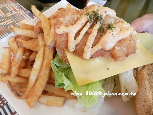 stanley's steakhouse,史垣利牛排,墨西哥香料烤半雞,炭烤歐式田園雞腿排,花枝蝦仁海洋堡 stanley's steakhouse,史垣利牛排,墨西哥香料烤半雞,炭烤歐式田園雞腿排,花枝蝦仁海洋堡
