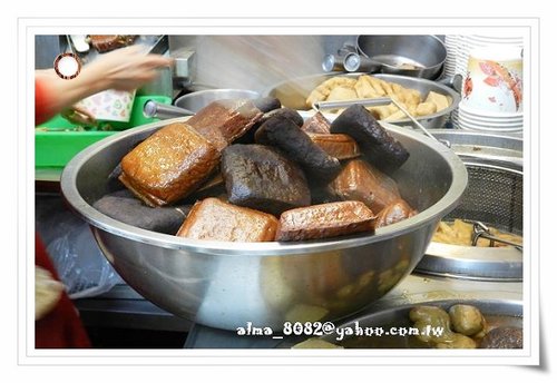 大溪老街,百年油飯,豆干,黃大目總店 大溪老街,百年油飯,豆干,黃大目總店