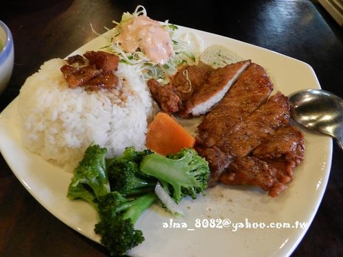 diy馬賽克,厚道排骨飯,排骨飯,紅豆餅,阿良雞蛋糕,阿蓮脆皮紅豆餅,雞蛋糕,馬賽克,鶯歌老街 diy馬賽克,厚道排骨飯,排骨飯,紅豆餅,阿良雞蛋糕,阿蓮脆皮紅豆餅,雞蛋糕,馬賽克,鶯歌老街