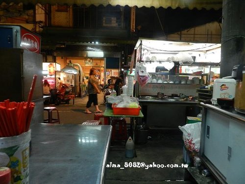 中正夜市,冬瓜粉圓豆花,土魠魚羹,小吃,豆花 中正夜市,冬瓜粉圓豆花,土魠魚羹,小吃,豆花