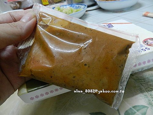 哥弟筒仔米糕,宜蘭土包子,林鴻鈞滷味,盧記涼麵 哥弟筒仔米糕,宜蘭土包子,林鴻鈞滷味,盧記涼麵