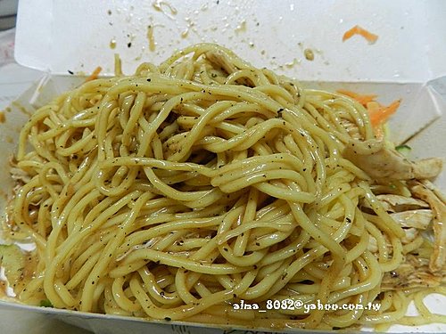 哥弟筒仔米糕,宜蘭土包子,林鴻鈞滷味,盧記涼麵 哥弟筒仔米糕,宜蘭土包子,林鴻鈞滷味,盧記涼麵