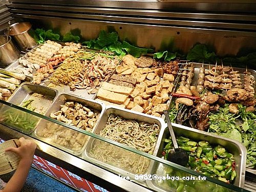 小楊脆腸滷味,涼麵,阿嬤的古早味涼麵 小楊脆腸滷味,涼麵,阿嬤的古早味涼麵