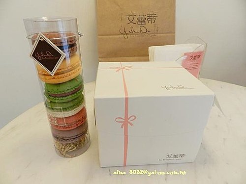 伯爵栗子燒,可麗露,榛果費南雪,燒菓子,艾蕾蒂,馬卡龍,馬德雷妮 伯爵栗子燒,可麗露,榛果費南雪,燒菓子,艾蕾蒂,馬卡龍,馬德雷妮