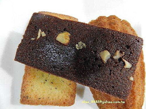 伯爵栗子燒,可麗露,榛果費南雪,燒菓子,艾蕾蒂,馬卡龍,馬德雷妮 伯爵栗子燒,可麗露,榛果費南雪,燒菓子,艾蕾蒂,馬卡龍,馬德雷妮