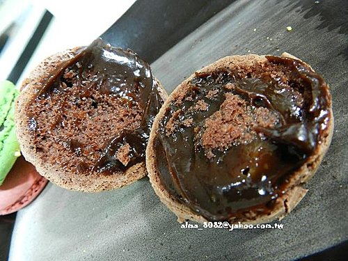 伯爵栗子燒,可麗露,榛果費南雪,燒菓子,艾蕾蒂,馬卡龍,馬德雷妮 伯爵栗子燒,可麗露,榛果費南雪,燒菓子,艾蕾蒂,馬卡龍,馬德雷妮