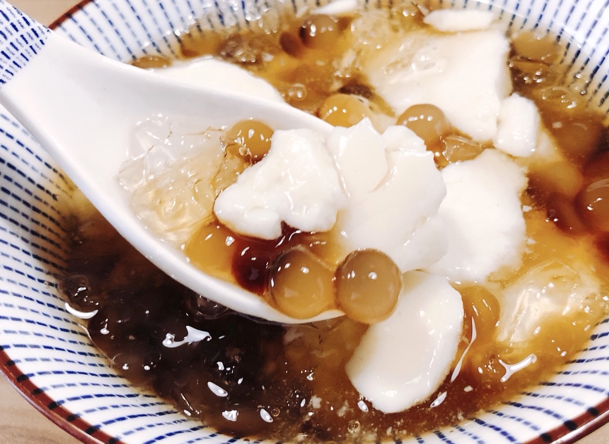 【桃園 朝豆花】傳承夜市42年老店。二代文青店新出發“小碎冰豆花透沁涼”