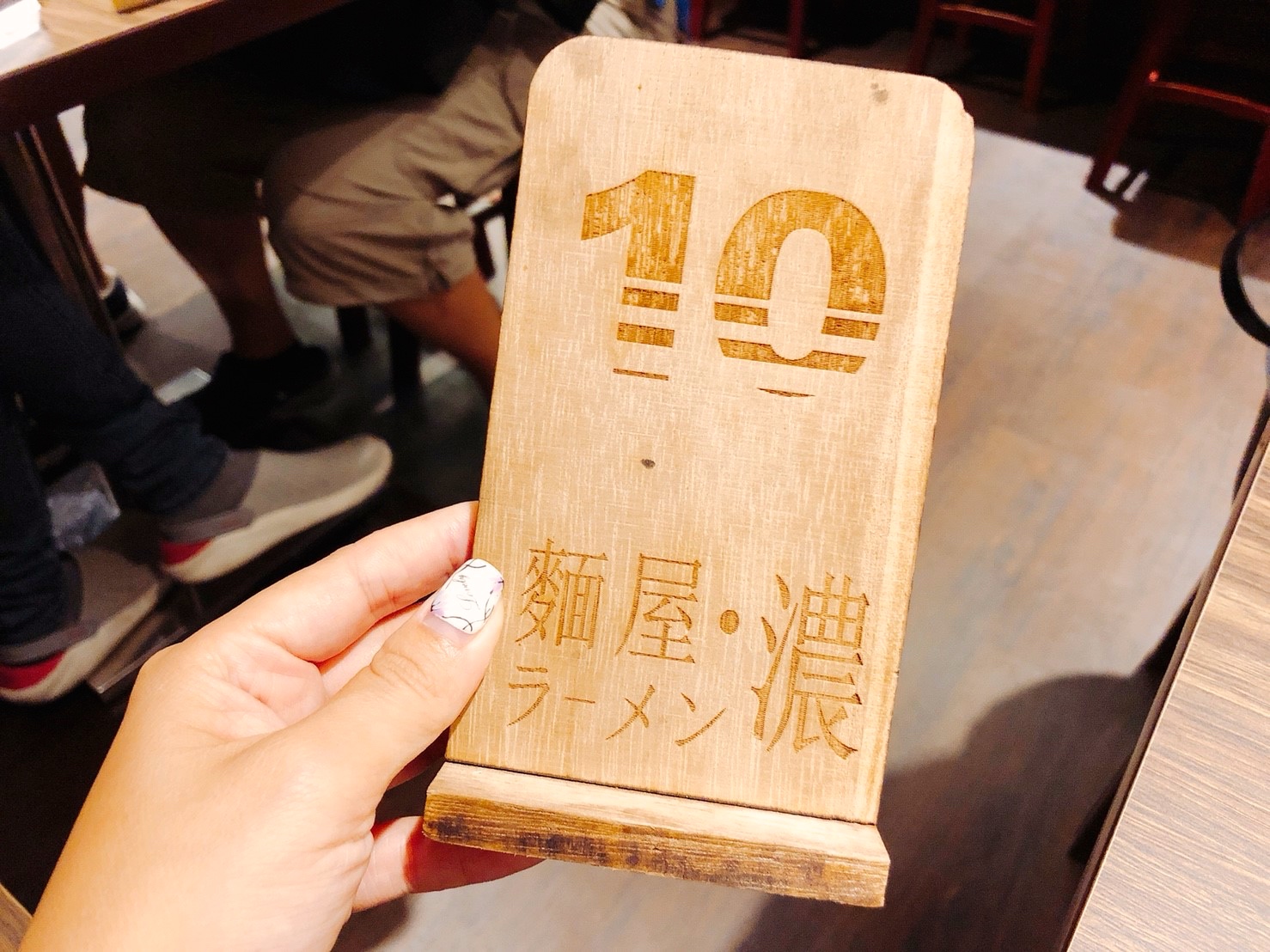 【桃園 麵屋濃】日本食卷機點餐。雙倍蒜墨湯頭超濃醇+超份量唐揚串 【桃園 麵屋濃】日本食卷機點餐。雙倍蒜墨湯頭超濃醇+超份量唐揚串