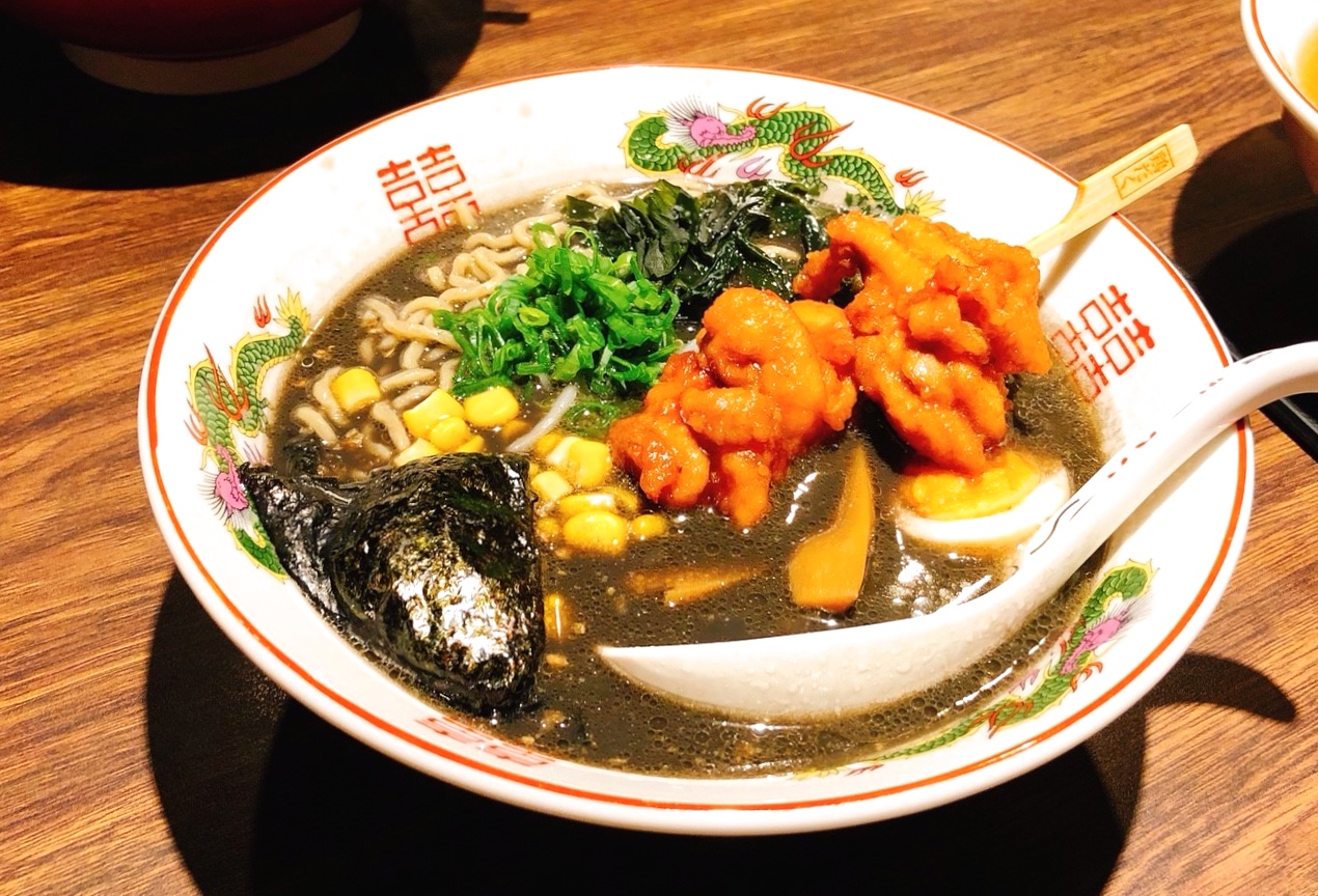 【桃園 麵屋濃】日本食卷機點餐。雙倍蒜墨湯頭超濃醇+超份量唐揚串 【桃園 麵屋濃】日本食卷機點餐。雙倍蒜墨湯頭超濃醇+超份量唐揚串