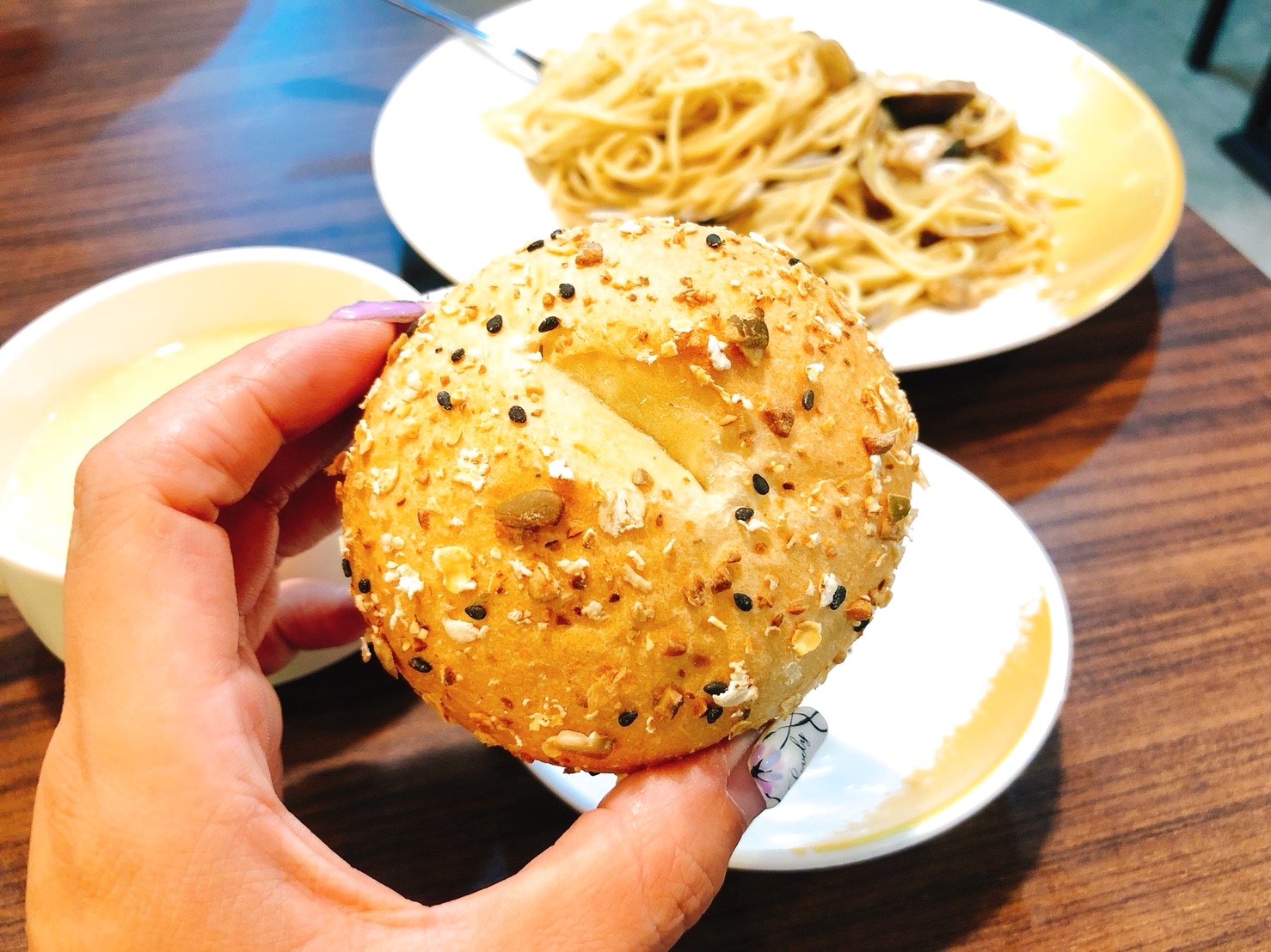 【桃園 快炒義大利麵】托斯卡尼尼快炒新品牌。飲品無限喝、份量給的足!!可惜品質有待加強