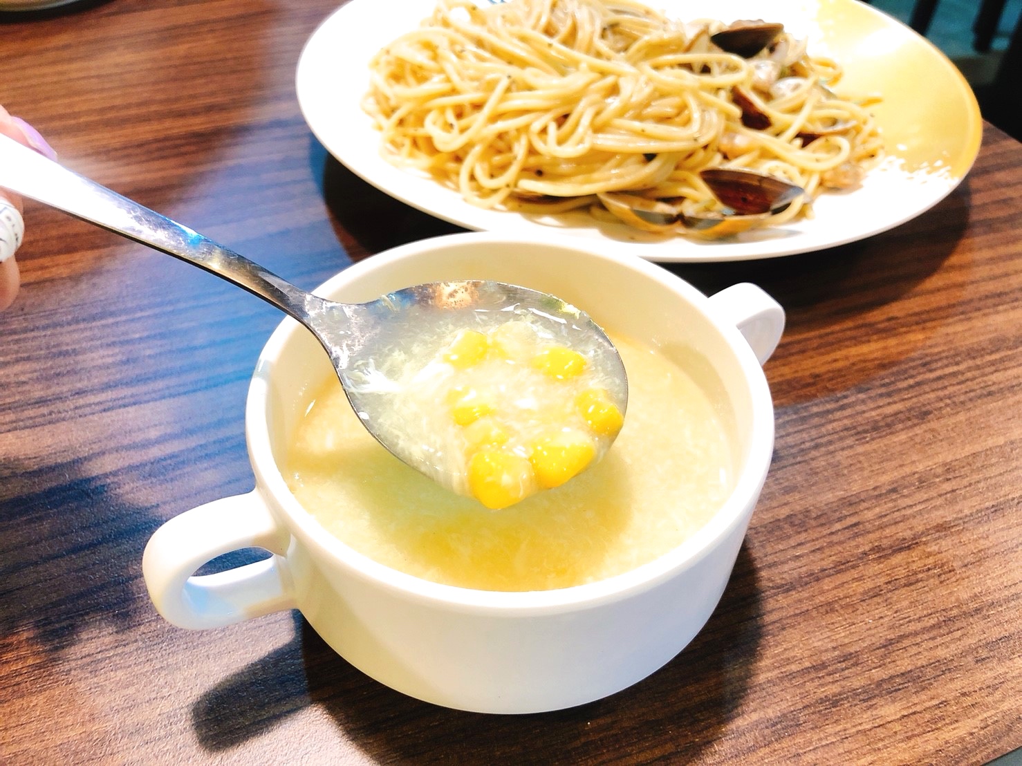 【桃園 快炒義大利麵】托斯卡尼尼快炒新品牌。飲品無限喝、份量給的足!!可惜品質有待加強