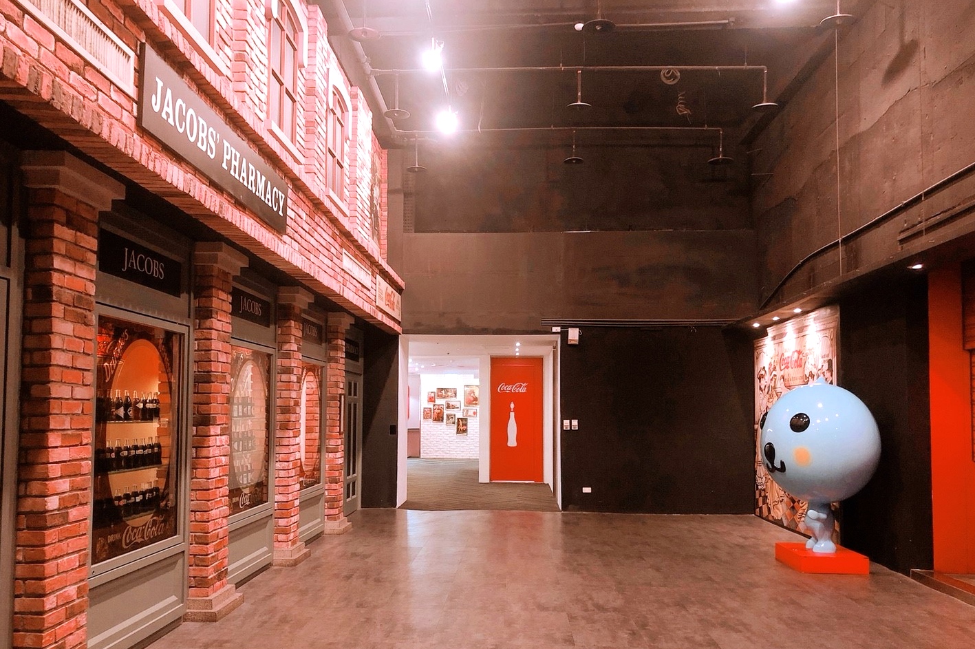 【桃園 可口可樂博物館】台灣Coca-Cola邁入50週年。免費入館還有冰涼可樂喝!! 【桃園 可口可樂博物館】台灣Coca-Cola邁入50週年。免費入館還有冰涼可樂喝!!