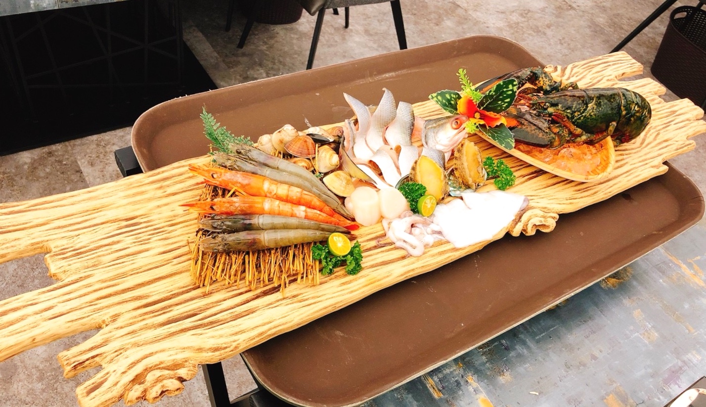 【桃園 9Floor玖樓鍋物】霸氣海鮮獨木舟「海洋交響樂」。適合海鮮控的手作料理鍋物店