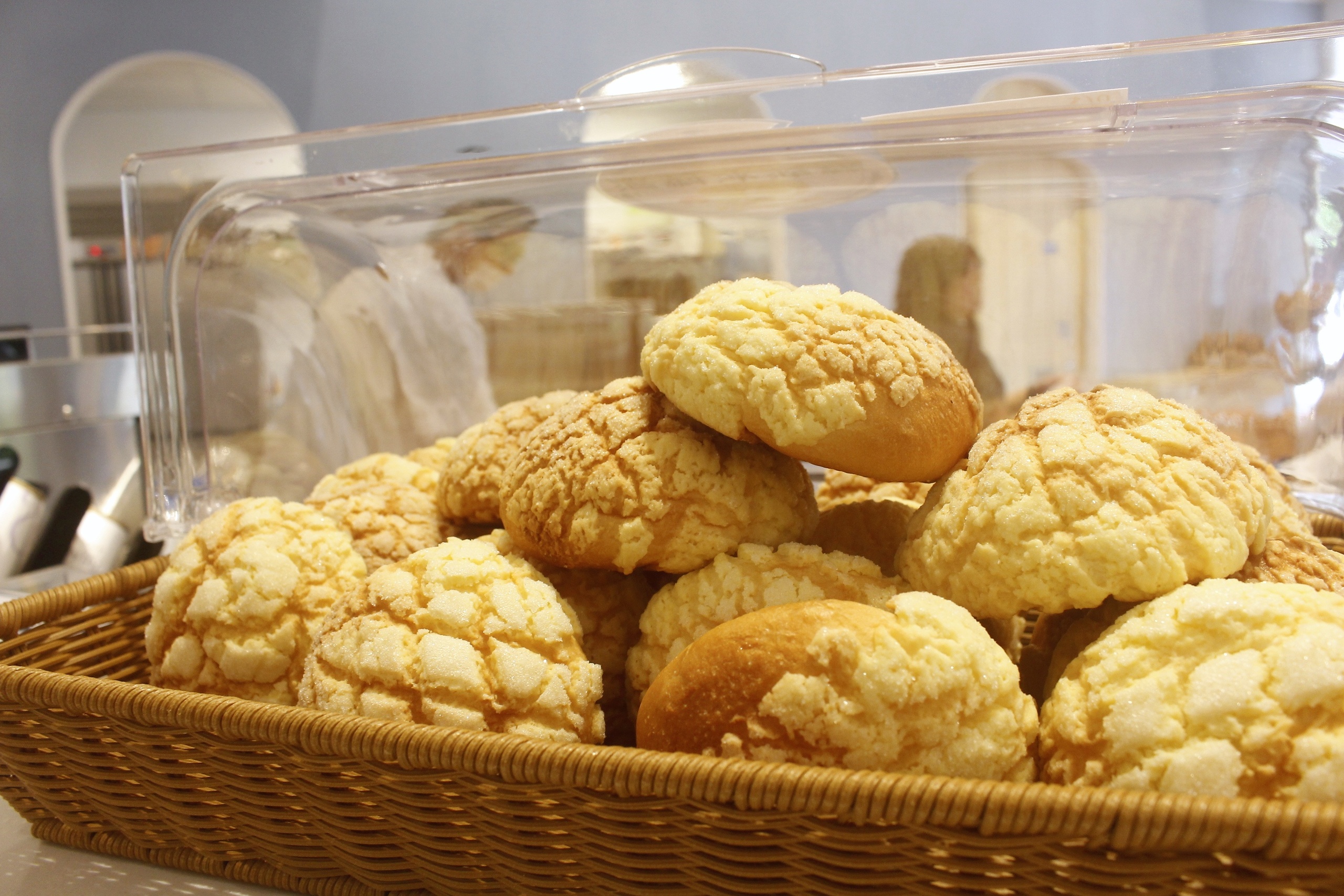 【桃園 REAL真‧CAFÉ‧BREAD】新型態麵包時尚店。鎮店之寶「酒釀桂圓」歐式麵包超美味！