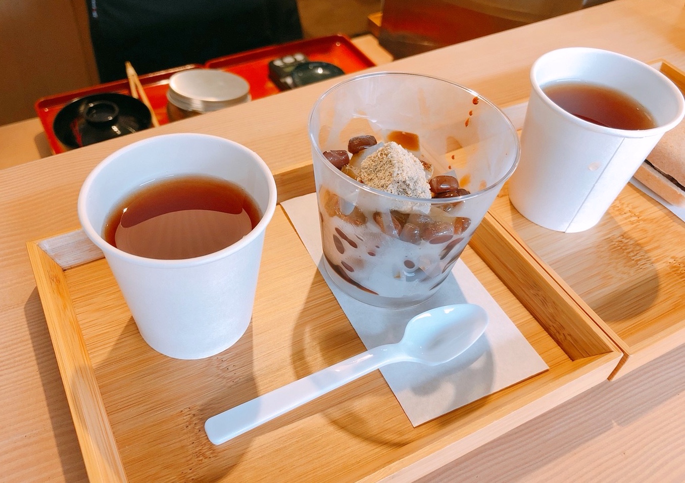 【台北 滋養製菓】大稻埕紅磚長廊新風景。現烤餅殼日本甜點『最中』