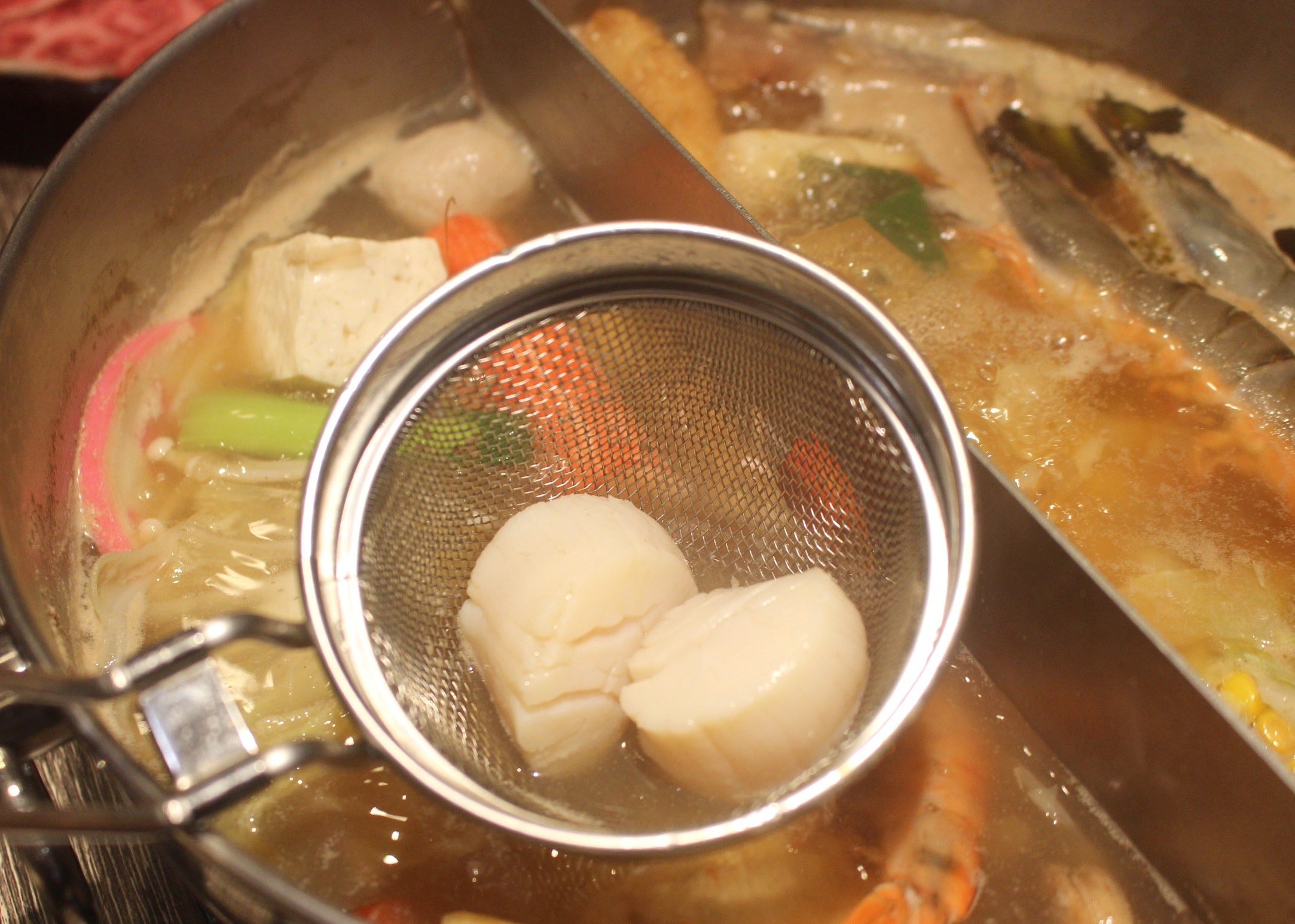 【桃園 上官木桶鍋(中壢加盟店)】桃園第一家!吃痛風鍋不用跑蘆洲。頂級海鮮和牛店 【桃園 上官木桶鍋(中壢加盟店)】桃園第一家!吃痛風鍋不用跑蘆洲。頂級海鮮和牛店