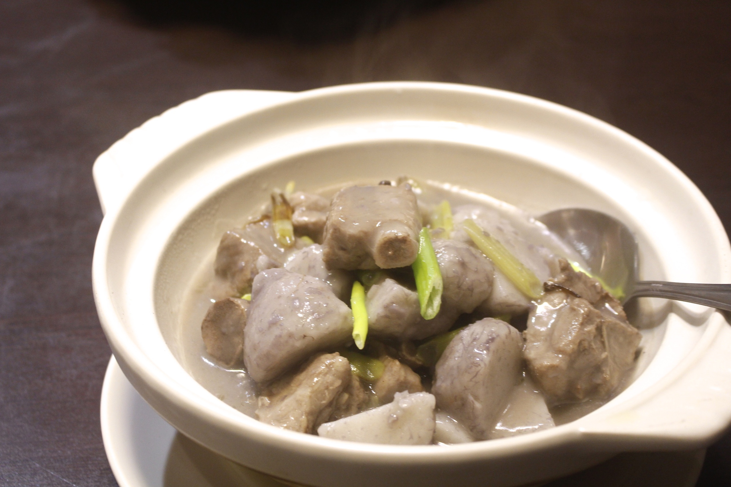 【桃園 點水樓】工業區藏身東方樓。品嚐秋蟹好時機!更不能錯過No.1彩色小籠包 【桃園 點水樓】工業區藏身東方樓。品嚐秋蟹好時機!更不能錯過No.1彩色小籠包