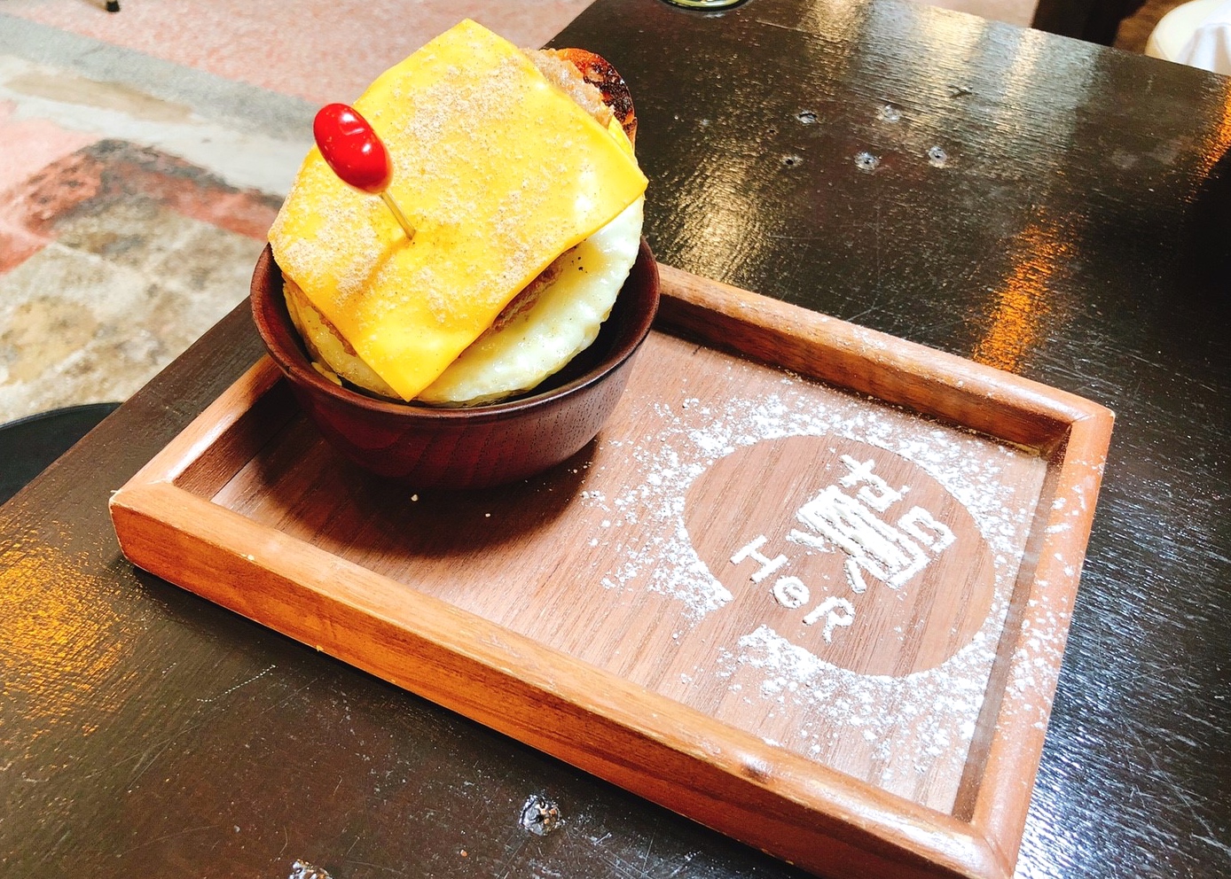 【台南 賀HeR巷內食間】隱密巷弄的古宅烤饅頭。超夯的好拍文藝打卡店