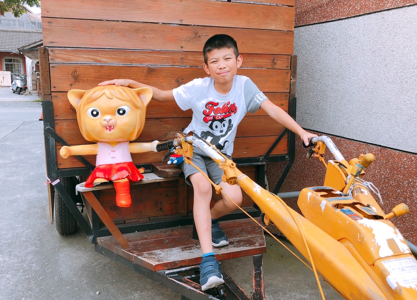 【雲林 貓咪小學堂】超夯IG打卡小學堂。3D情境互動彩繪牆 