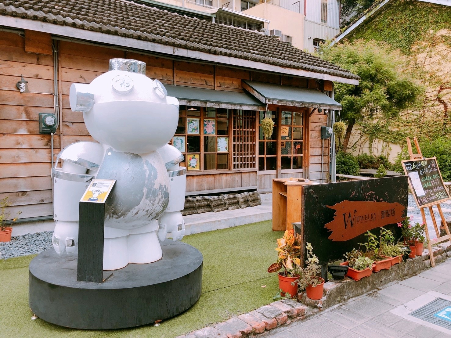 【台南 藍晒圖文創園區】24H免費入場。微型文創園區新標地、超大壁畫、IG打卡