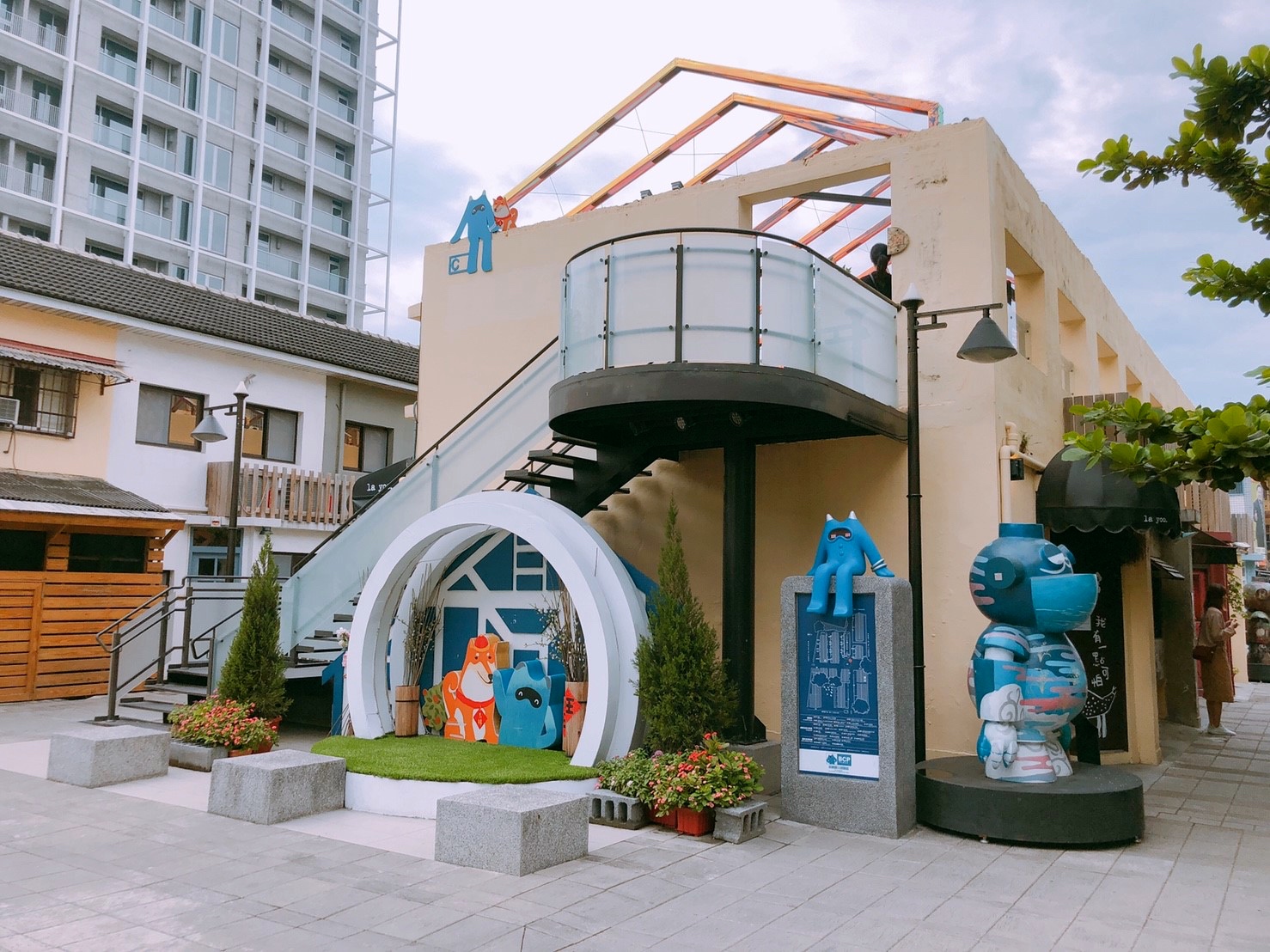 【台南 藍晒圖文創園區】24H免費入場。微型文創園區新標地、超大壁畫、IG打卡