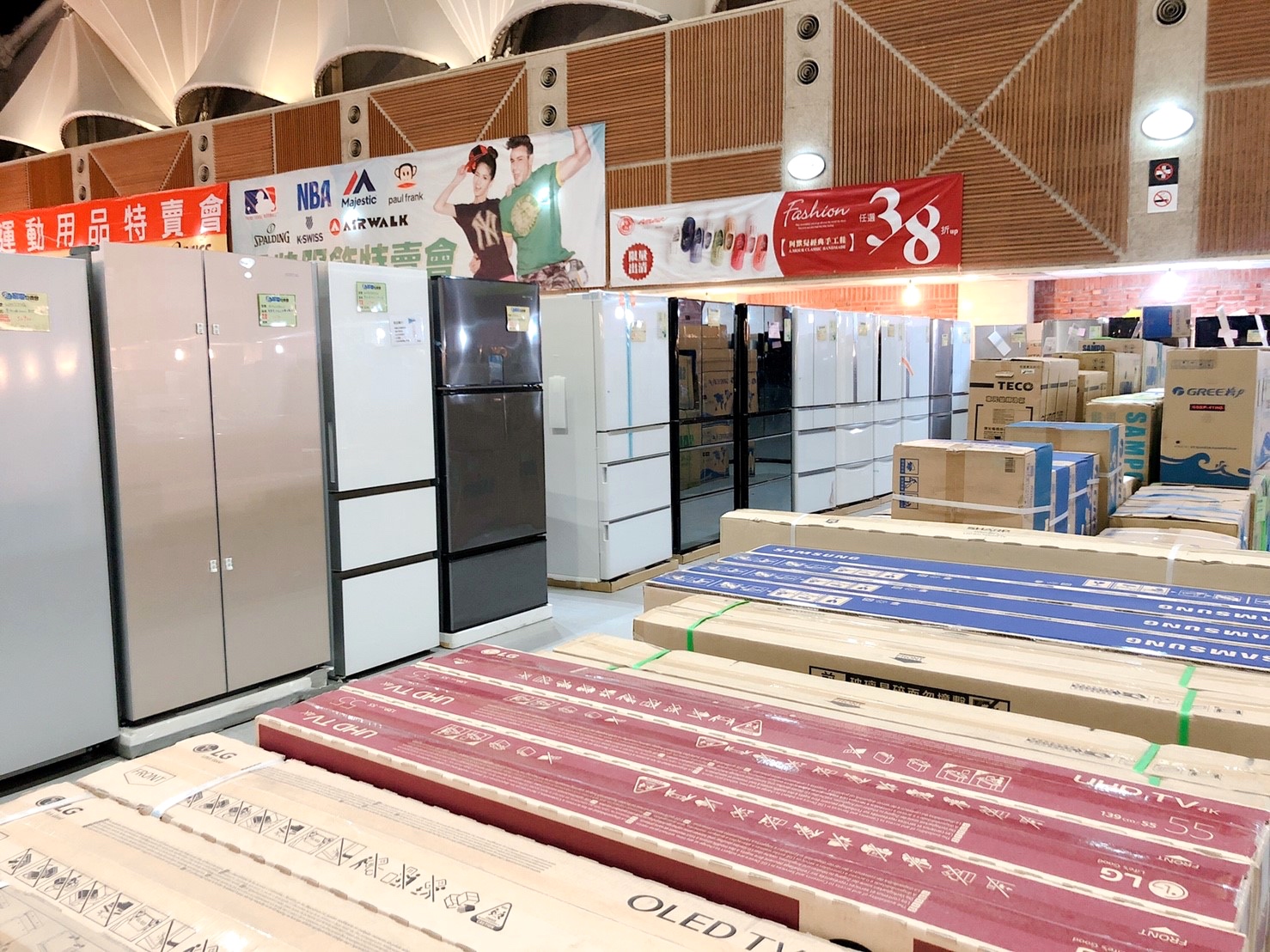 【新北 台灣廠拍賣】11/2～11/11雙北五股場。電器、童裝、名牌鞋款！New Balance一雙500元