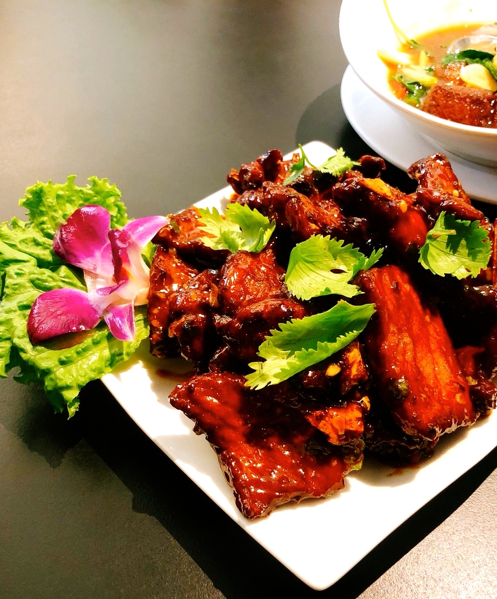 【桃園 麻瓜煮味】在地老牌人氣川菜館。私房佳餚辣翻天、黑嚕嚕超下飯! 【桃園 麻瓜煮味】在地老牌人氣川菜館。私房佳餚辣翻天、黑嚕嚕超下飯!