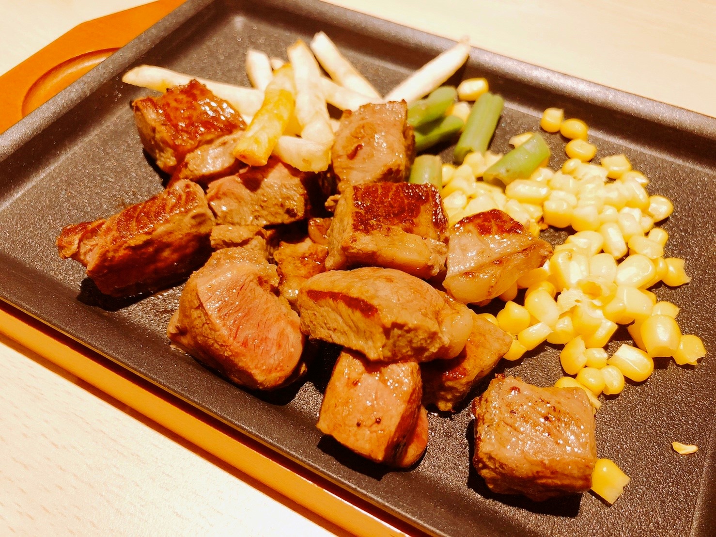 【桃園 Joyfull】日本前三大家庭餐廳「主餐99元起」。統領廣場也吃得到! 【桃園 Joyfull】日本前三大家庭餐廳「主餐99元起」。統領廣場也吃得到!