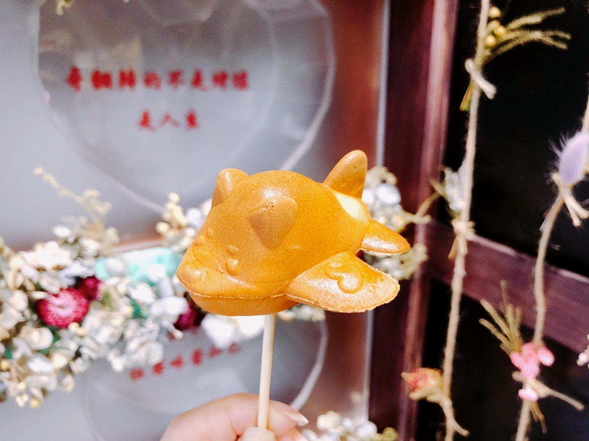 【桃園 紅玉滿赤心雞蛋糕】統領小巷超人氣立體愛心雞蛋糕。外酥內Q像麻糬? 【桃園 紅玉滿赤心雞蛋糕】統領小巷超人氣立體愛心雞蛋糕。外酥內Q像麻糬?
