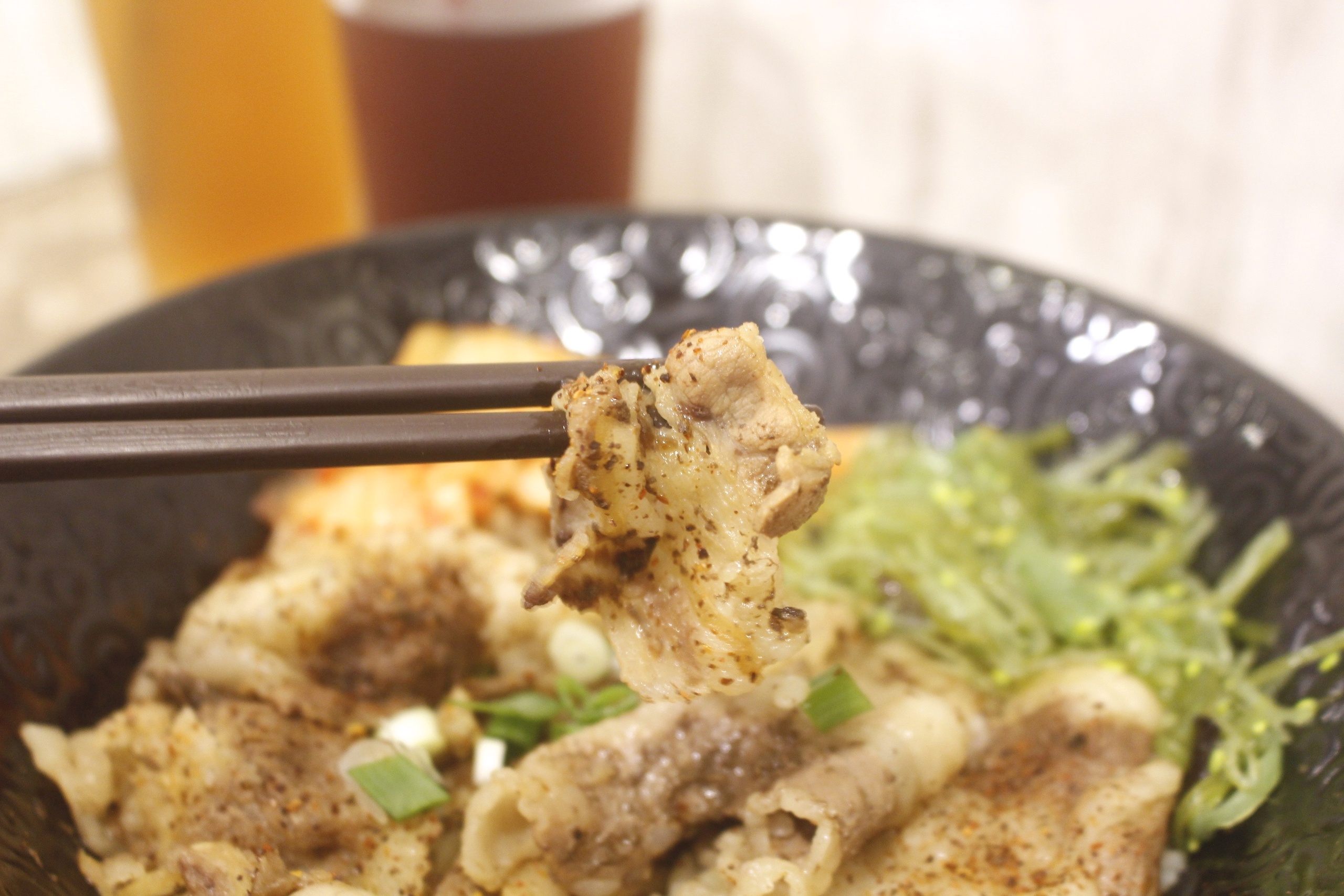 【桃園 味之屋】老店新裝潢再出發!!不傷荷包一碗原味只賣你70元。吃得到半熟蛋包