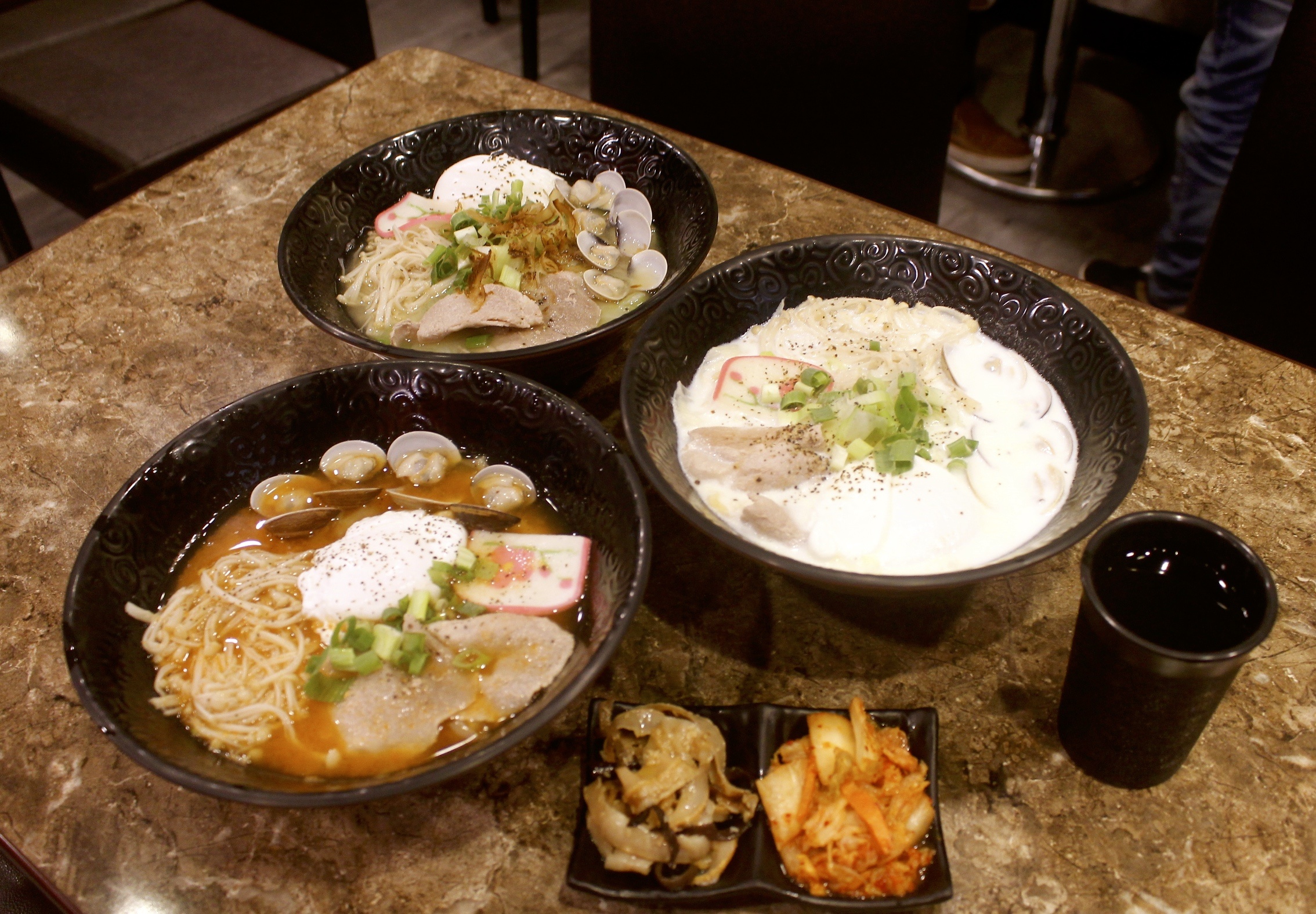 【桃園 味之屋】老店新裝潢再出發!!不傷荷包一碗原味只賣你70元。吃得到半熟蛋包