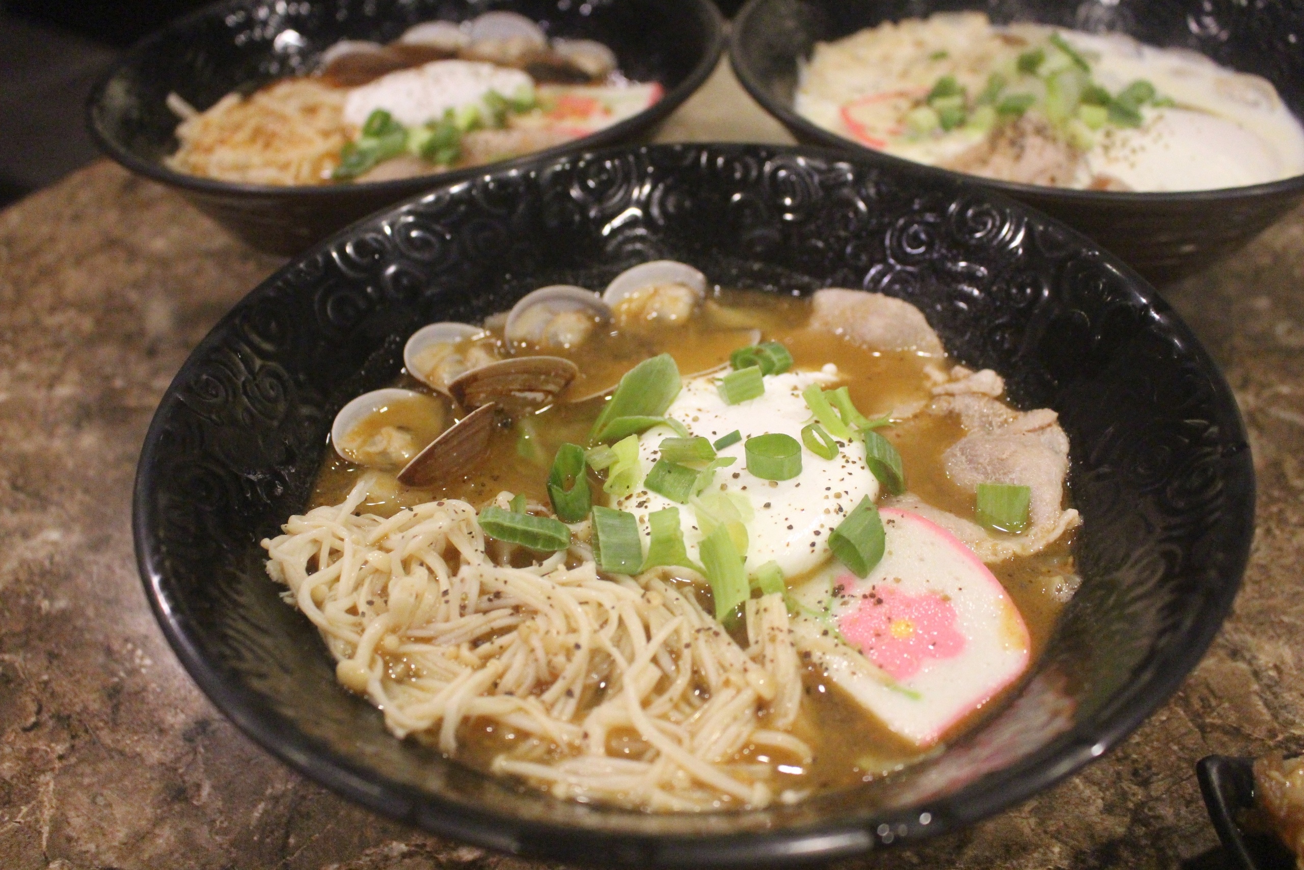 【桃園 味之屋】老店新裝潢再出發!!不傷荷包一碗原味只賣你70元。吃得到半熟蛋包