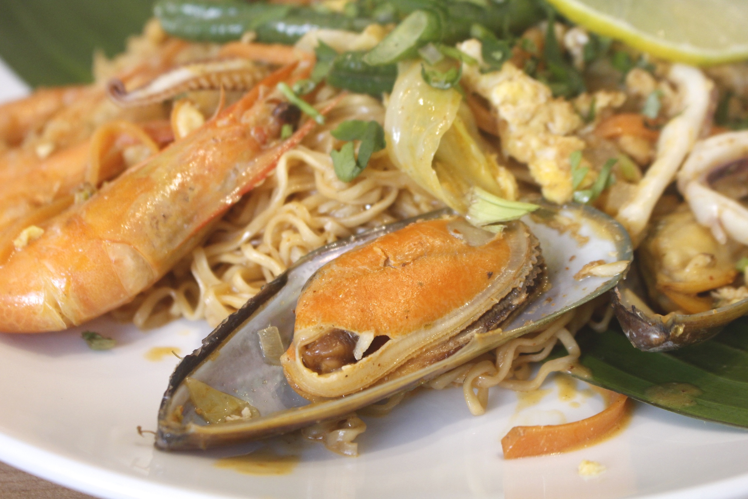 【桃園 阿含thai泰式料理】藏身在米干國的純泰料理。酸辣海鮮炒MAMA麵真對味!!! 【桃園 阿含thai泰式料理】藏身在米干國的純泰料理。酸辣海鮮炒MAMA麵真對味!!!